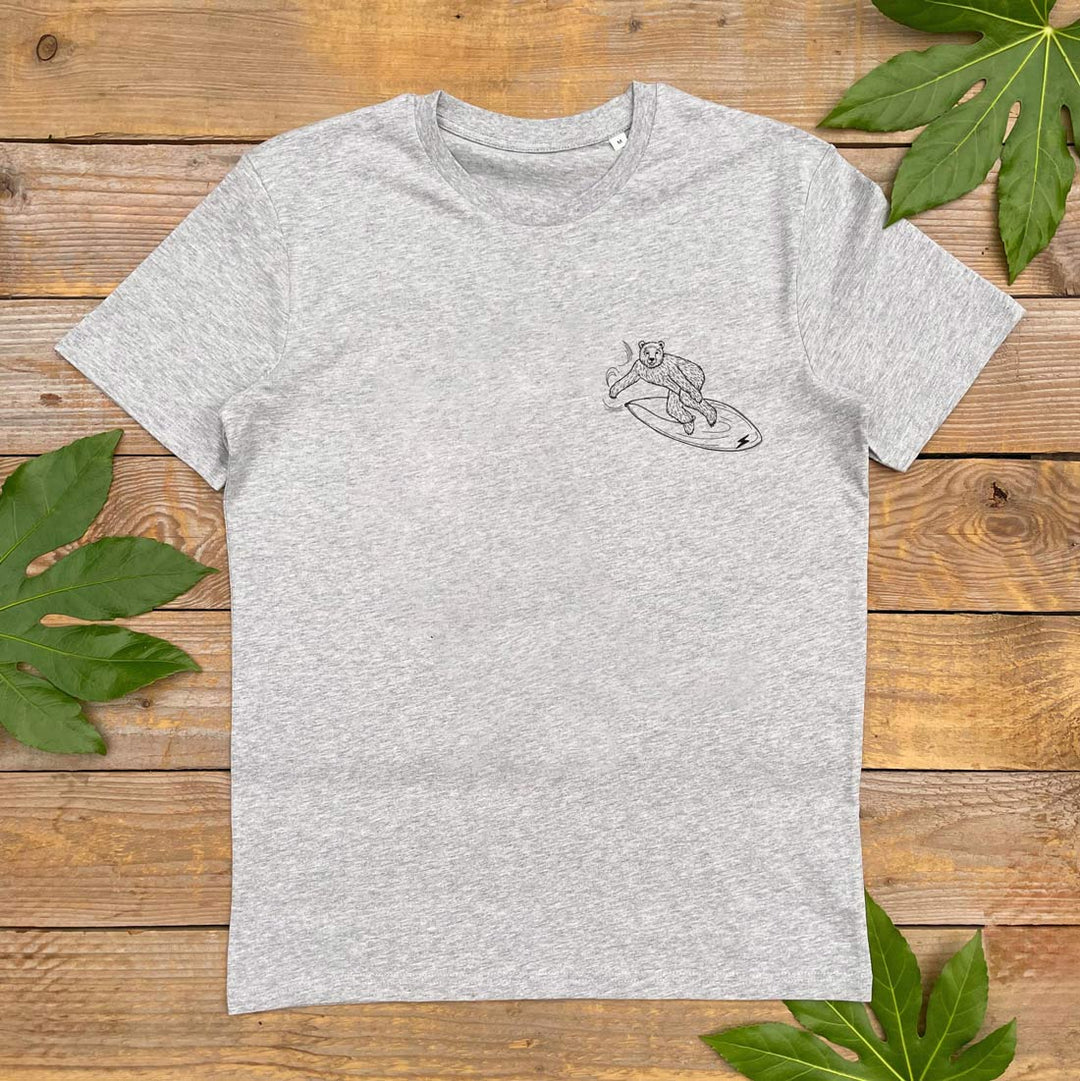 BEAR SURFING POCKET PRINT TEE