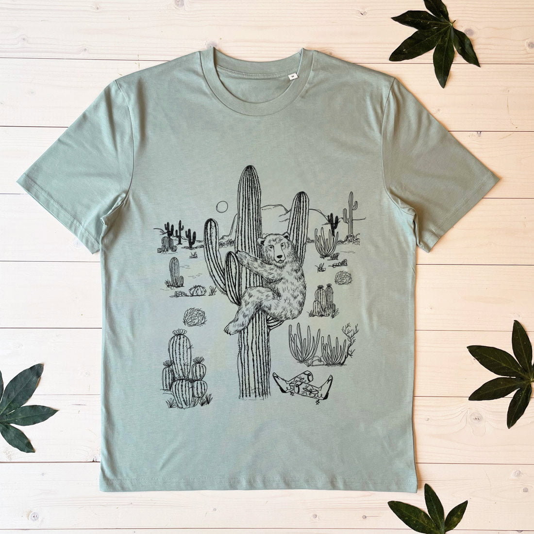 bear climbimg cactus tee