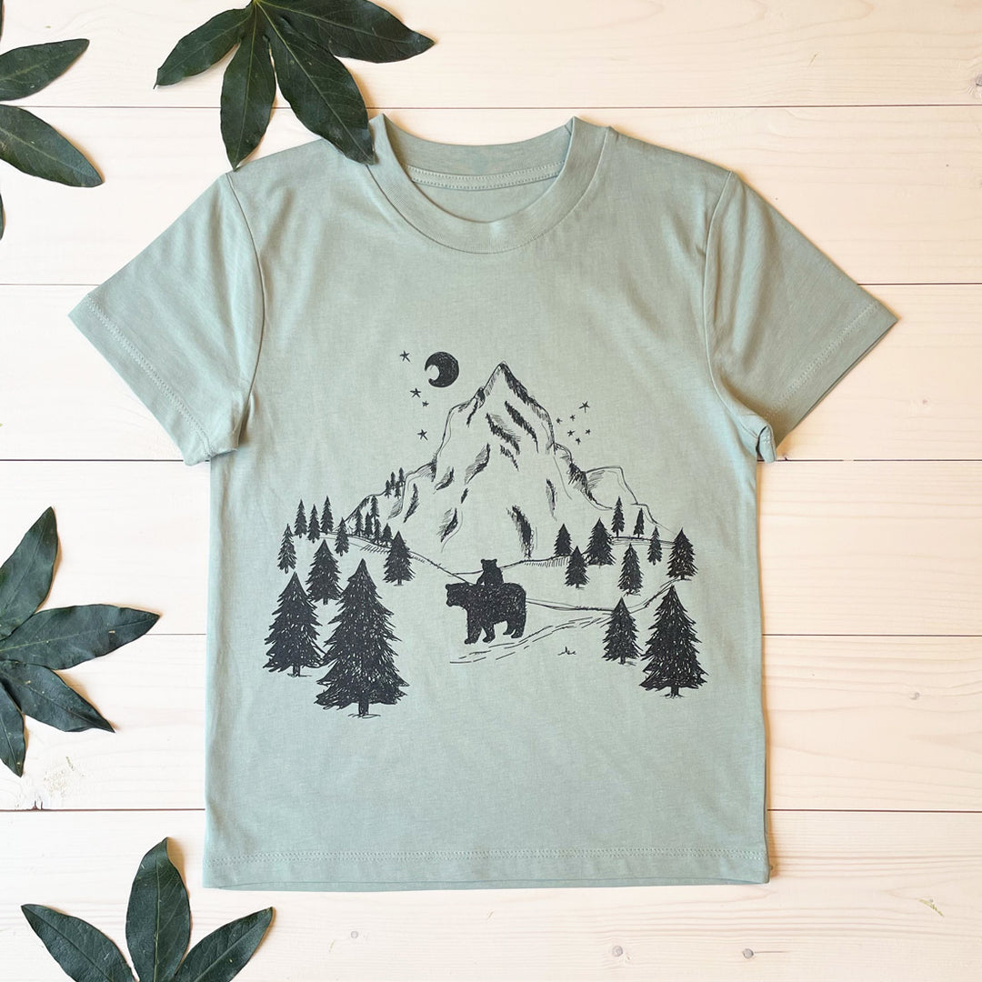 childs bear mint tshirt