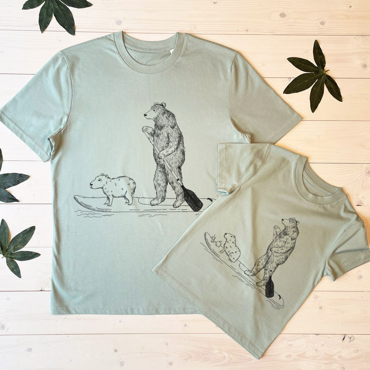 CAPYBARA AND BEAR ON PADDLE BOARD T-SHIRT SET MINT