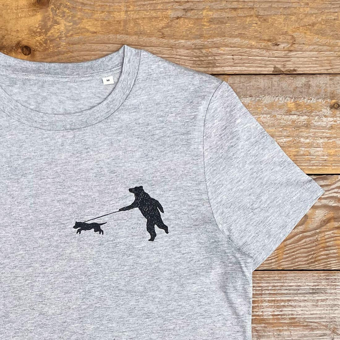 bear walking dog grey tee